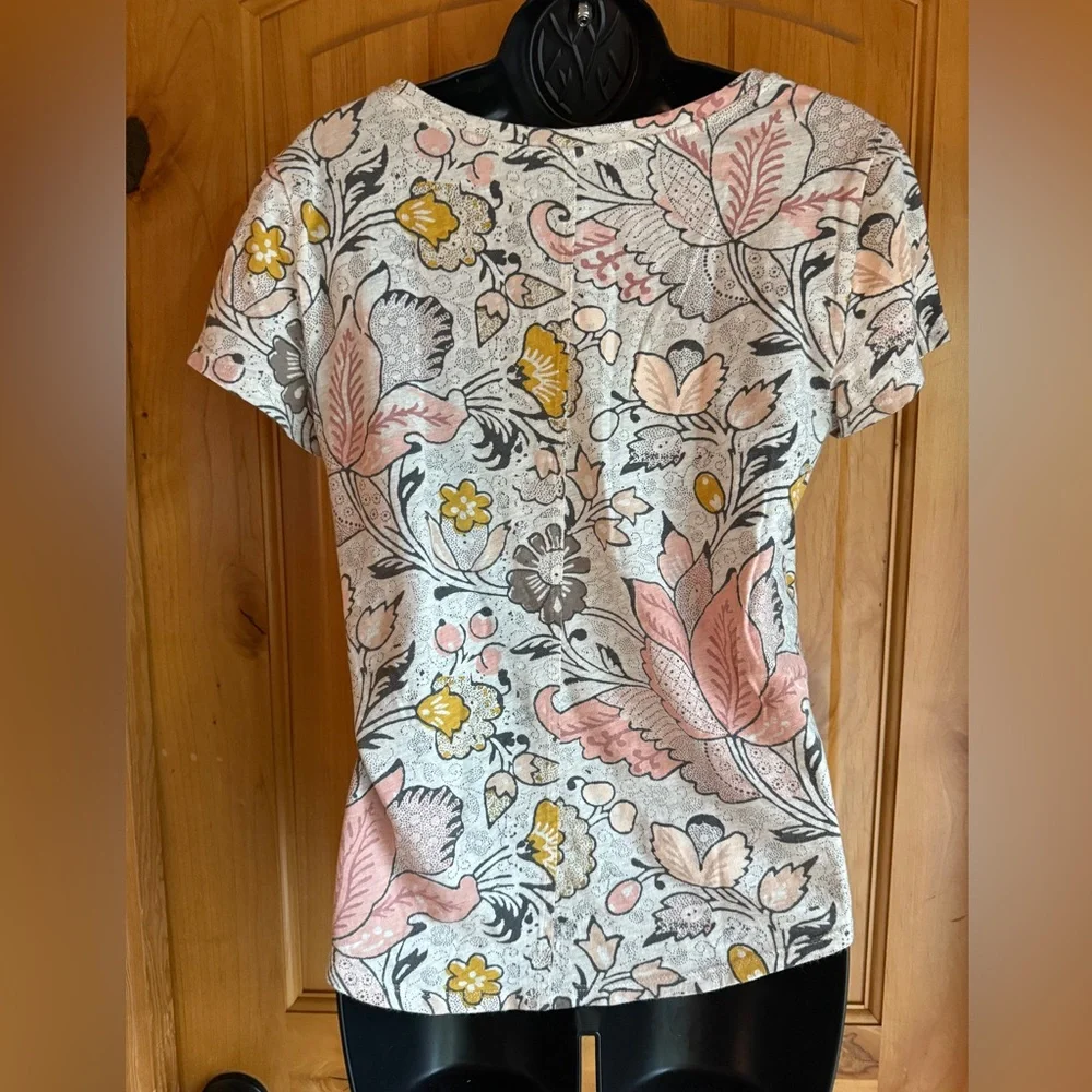 LOFT Floral Short Sleeve Top - Picture 3 of 5